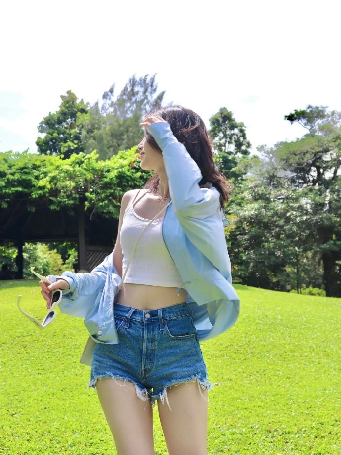 可投屏色调下的群像